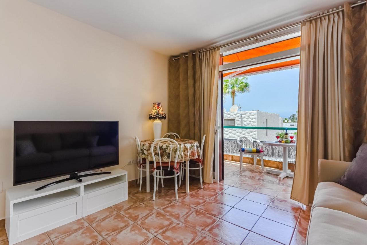 Apartment Apart America - 150 Meters From The Beach, Free Wi-Fi Arona  Exterior photo